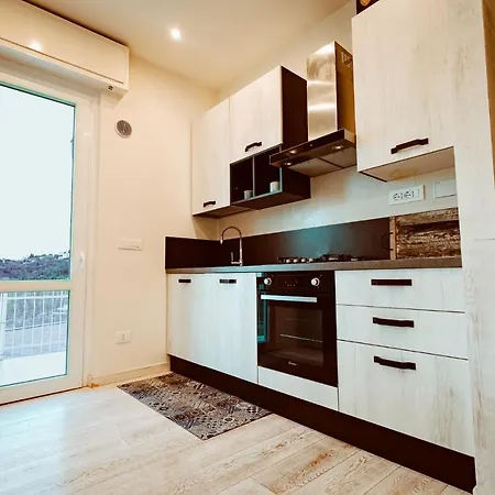 Panorama House ألاسيو