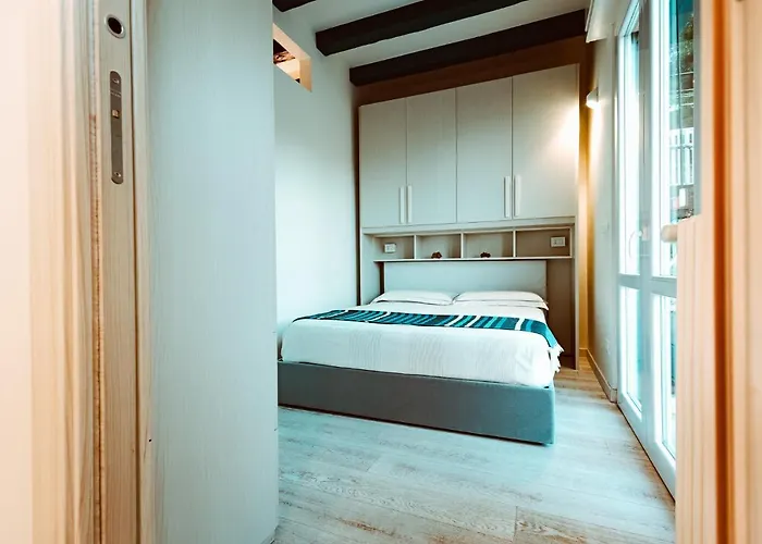 아파트 Panorama House *